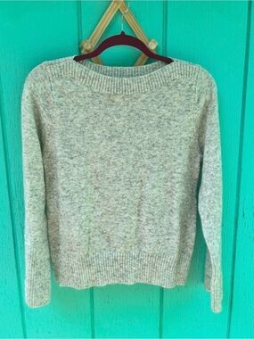 NWT Loft Knit boatneck Women's Sweater in Gray Size Small